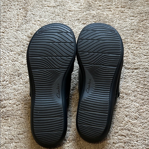 Clarks Comfort Black Leather Casual Mules - Picture 4 of 6